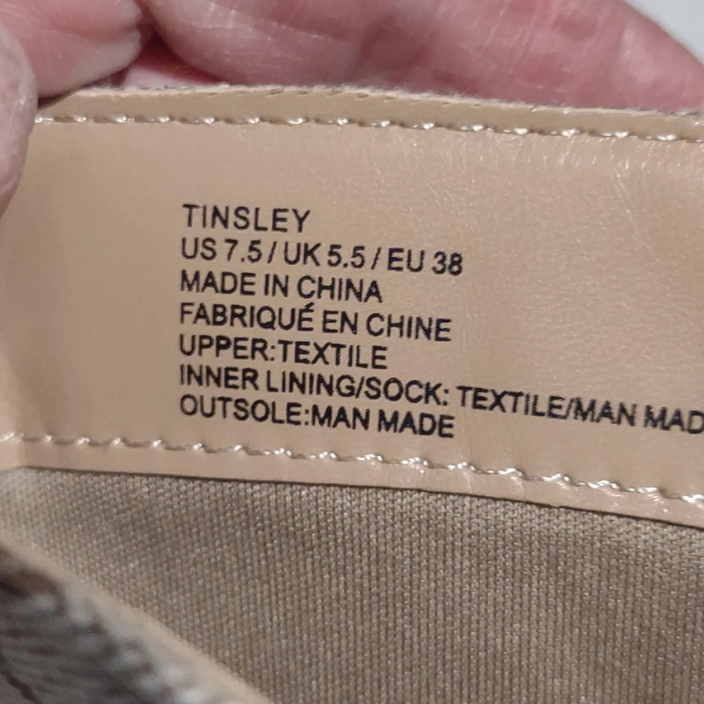 Women boots size 7.5 - Picture 4 of 5